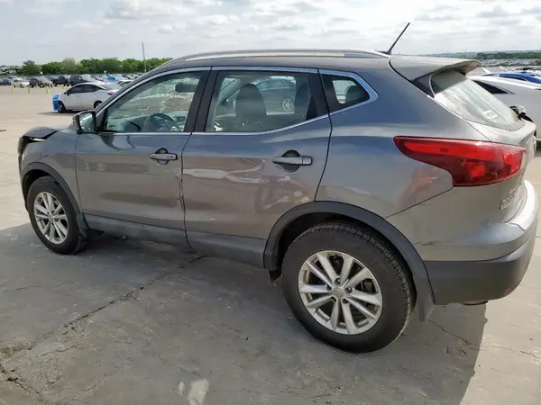 JN1BJ1CP2HW027992 2017 NISSAN ROGUE - Image 2