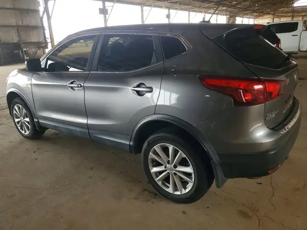 JN1BJ1CP2HW033484 2017 NISSAN ROGUE - Image 2
