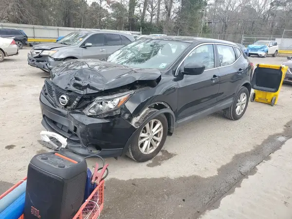 JN1BJ1CP2HW036255 2017 NISSAN ROGUE - Image 1