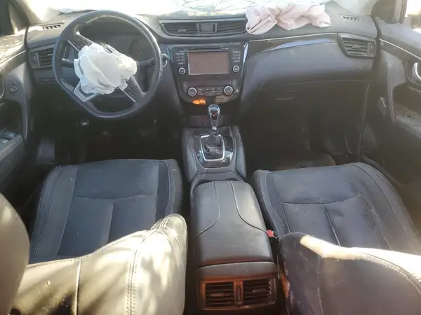 JN1BJ1CP2JW102437 2018 NISSAN ROGUE - Image 8