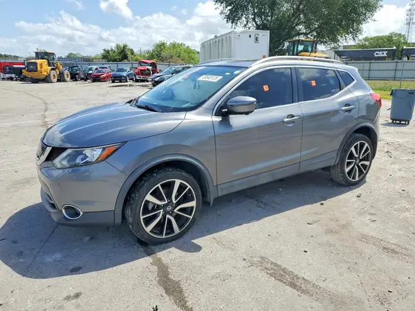 JN1BJ1CP2JW102955 2018 NISSAN ROGUE - Image 1
