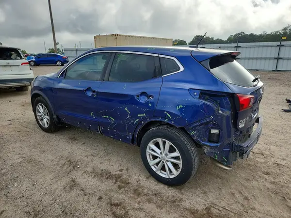 JN1BJ1CP2JW103197 2018 NISSAN ROGUE - Image 2