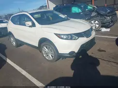 JN1BJ1CP2JW104415 2018 NISSAN ROGUE