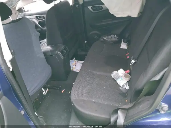 JN1BJ1CP2JW106875 2018 NISSAN ROGUE - Image 8