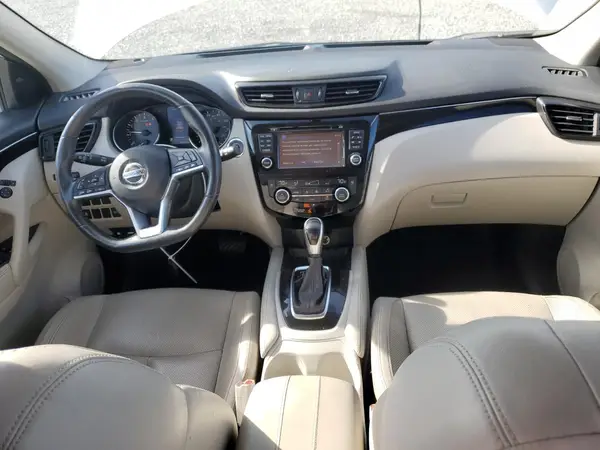 JN1BJ1CP2JW152030 2018 NISSAN ROGUE - Image 8