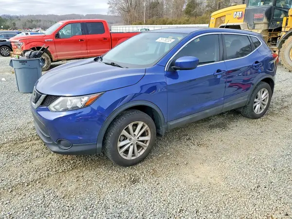 JN1BJ1CP2JW154036 2018 NISSAN ROGUE - Image 1