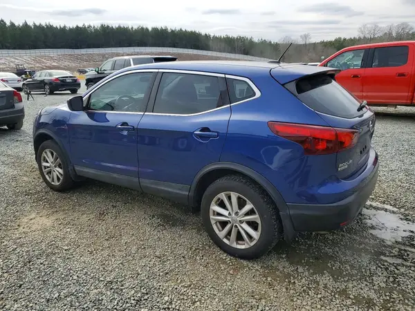 JN1BJ1CP2JW154036 2018 NISSAN ROGUE - Image 2