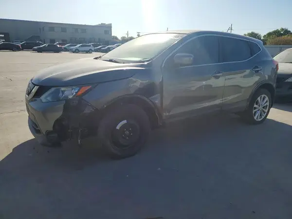 JN1BJ1CP2JW154134 2018 NISSAN ROGUE - Image 1