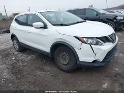JN1BJ1CP2JW156899 2018 NISSAN ROGUE