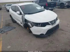 JN1BJ1CP2JW157387 2018 NISSAN ROGUE