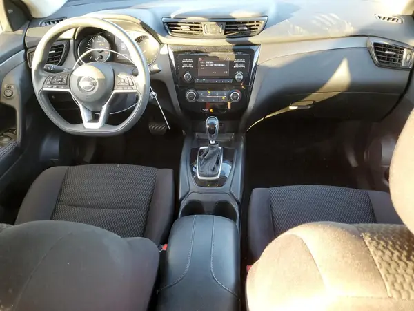 JN1BJ1CP2JW160404 2018 NISSAN ROGUE - Image 8
