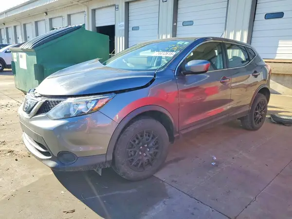 JN1BJ1CP2JW160726 2018 NISSAN ROGUE - Image 1