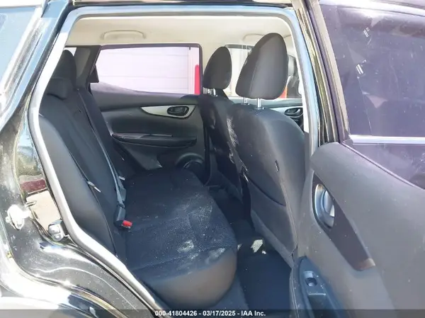 JN1BJ1CP2JW161018 2018 NISSAN ROGUE - Image 8