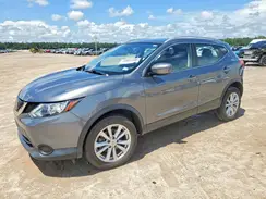 JN1BJ1CP2JW164324 2018 NISSAN ROGUE