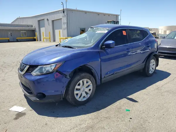JN1BJ1CP2JW164842 2018 NISSAN ROGUE - Image 1