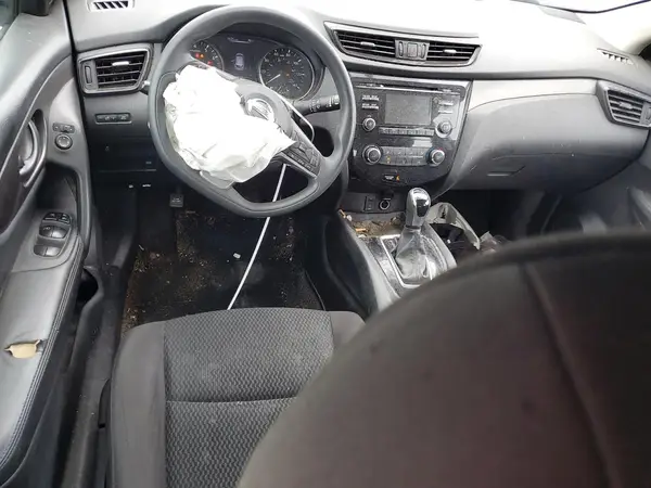 JN1BJ1CP2JW165330 2018 NISSAN ROGUE - Image 8