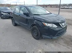 JN1BJ1CP2JW180118 2018 NISSAN ROGUE