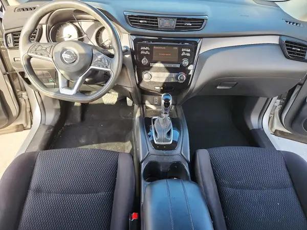 JN1BJ1CP2JW181589 2018 NISSAN ROGUE - Image 8