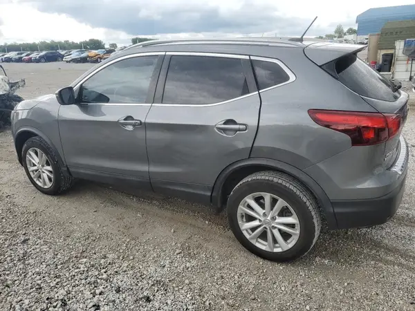 JN1BJ1CP2JW183441 2018 NISSAN ROGUE - Image 2