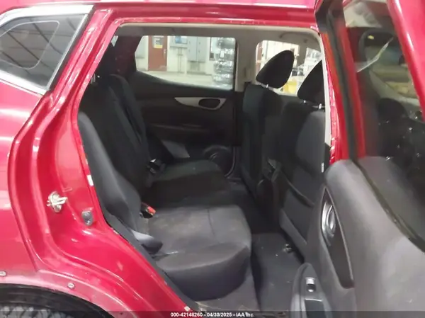 JN1BJ1CP2JW184993 2018 NISSAN ROGUE - Image 8