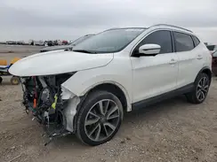 JN1BJ1CP2JW188557 2018 NISSAN ROGUE