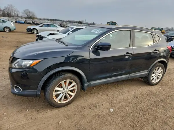 JN1BJ1CP2JW190082 2018 NISSAN ROGUE - Image 1