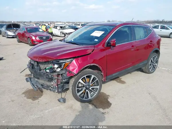 JN1BJ1CP2KW224796 2019 NISSAN ROGUE - Image 2