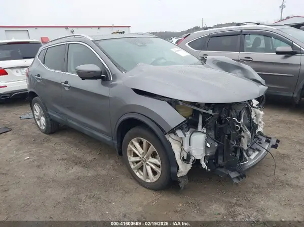JN1BJ1CP2KW230484 2019 NISSAN ROGUE - Image 1