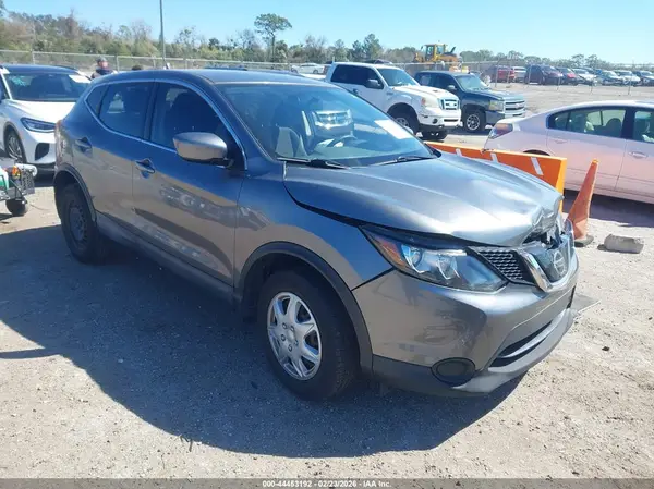 JN1BJ1CP2KW244076 2019 NISSAN ROGUE - Image 1