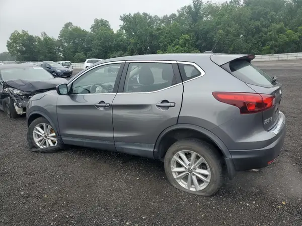 JN1BJ1CP2KW244448 2019 NISSAN ROGUE - Image 2