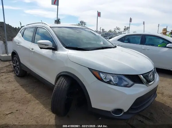 JN1BJ1CP2KW525133 2019 NISSAN ROGUE - Image 1