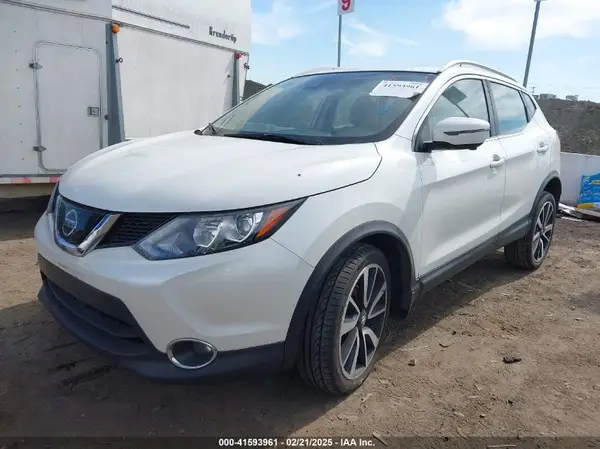 JN1BJ1CP2KW525133 2019 NISSAN ROGUE - Image 2