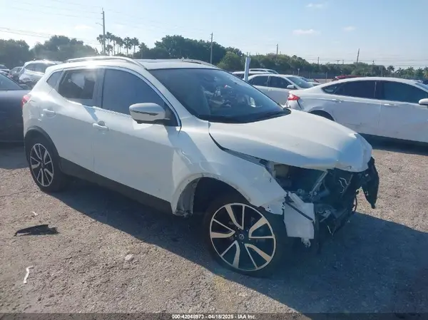 JN1BJ1CP2KW525293 2019 NISSAN ROGUE - Image 1