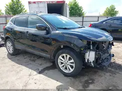 JN1BJ1CP2KW525570 2019 NISSAN ROGUE