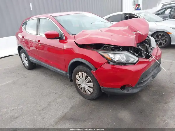 JN1BJ1CP3HW001854 2017 NISSAN ROGUE - Image 1