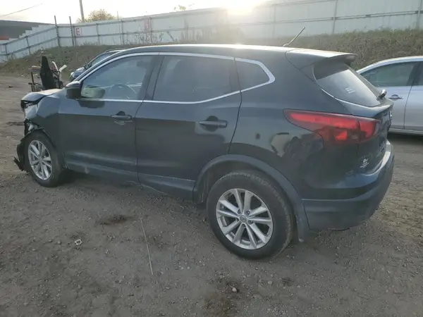 JN1BJ1CP3HW002955 2017 NISSAN ROGUE - Image 2