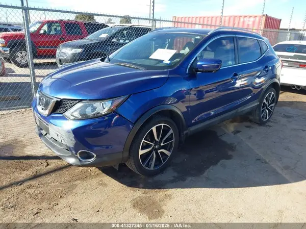 JN1BJ1CP3HW004298 2017 NISSAN ROGUE - Image 2