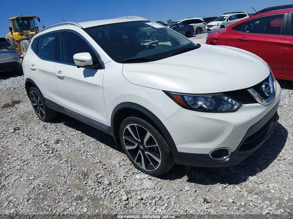 JN1BJ1CP3HW004642 2017 NISSAN ROGUE - Image 1