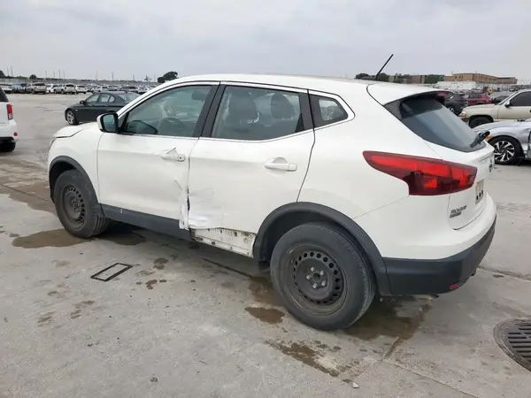 JN1BJ1CP3HW005905 2017 NISSAN ROGUE - Image 2