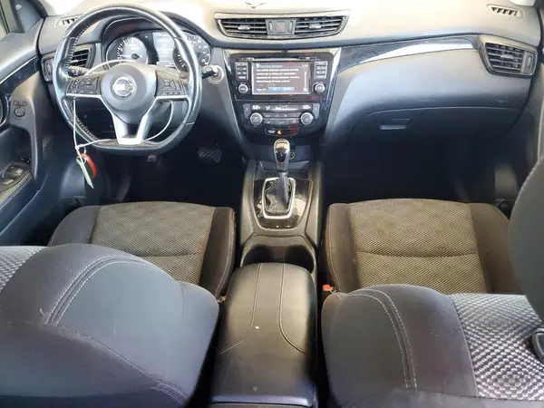 JN1BJ1CP3HW006178 2017 NISSAN ROGUE - Image 8