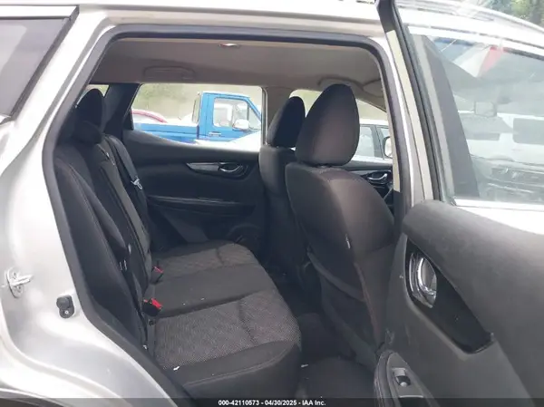 JN1BJ1CP3HW007007 2017 NISSAN ROGUE - Image 8