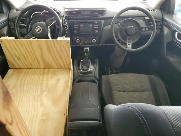 JN1BJ1CP3HW009050 2017 NISSAN ROGUE - Image 8