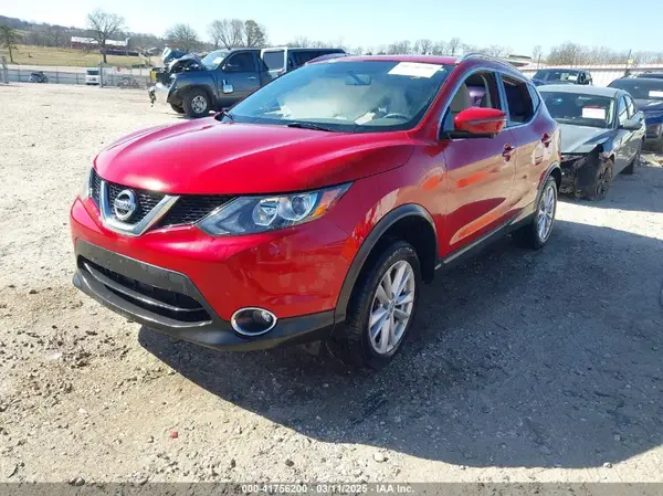 JN1BJ1CP3HW009095 2017 NISSAN ROGUE - Image 2
