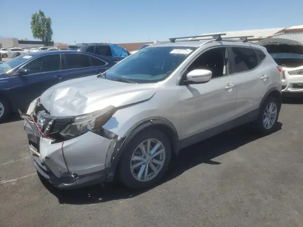 JN1BJ1CP3HW010229 2017 NISSAN ROGUE - Image 1