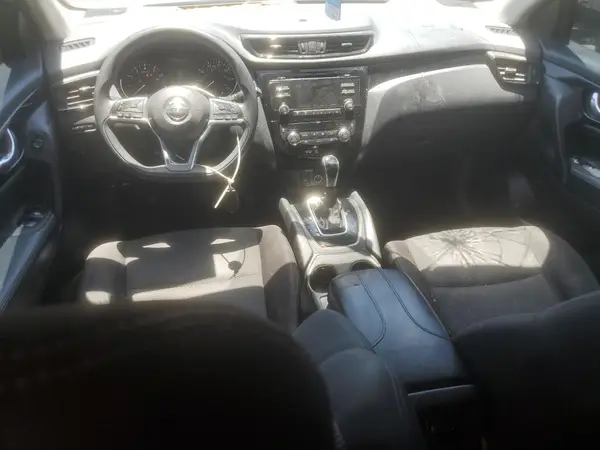 JN1BJ1CP3HW010229 2017 NISSAN ROGUE - Image 8