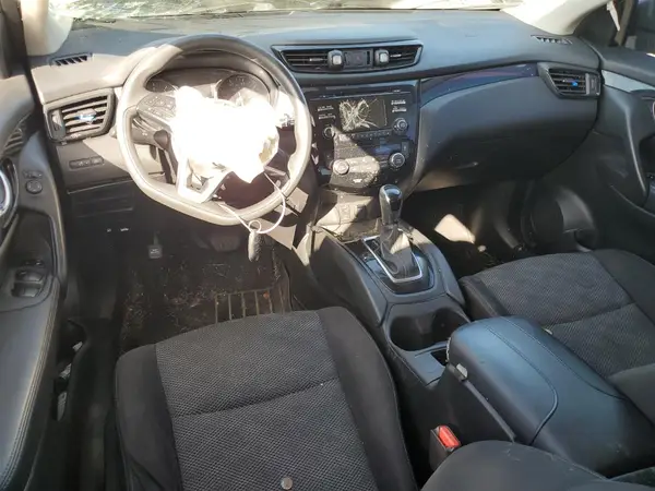 JN1BJ1CP3HW010392 2017 NISSAN ROGUE - Image 8