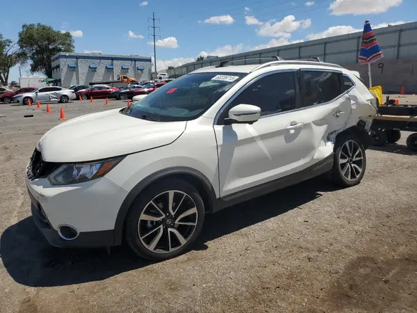 JN1BJ1CP3HW012028 2017 NISSAN ROGUE - Image 1