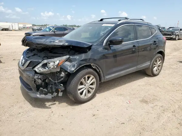 JN1BJ1CP3HW012580 2017 NISSAN ROGUE - Image 1