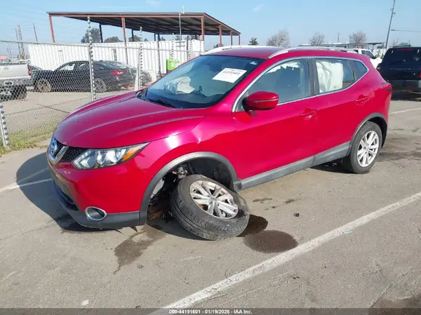 JN1BJ1CP3HW013048 2017 NISSAN ROGUE - Image 2