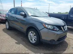 JN1BJ1CP3HW015236 2017 NISSAN ROGUE
